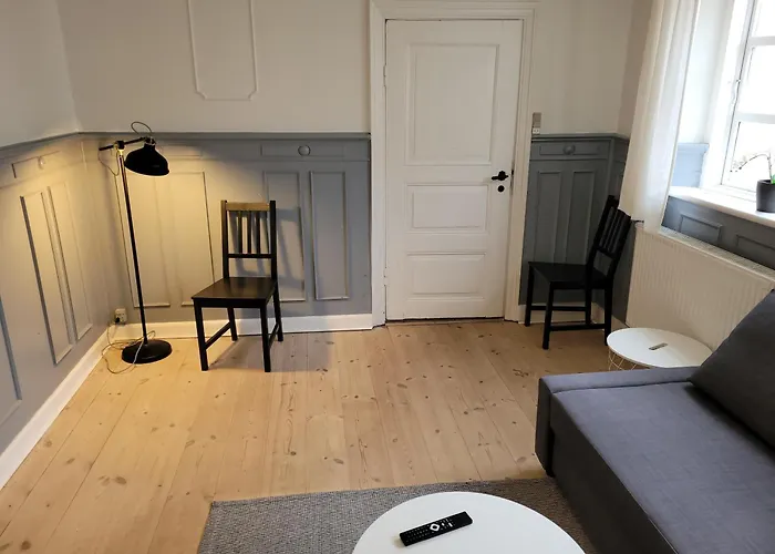 Skraedderens Hus 아센스