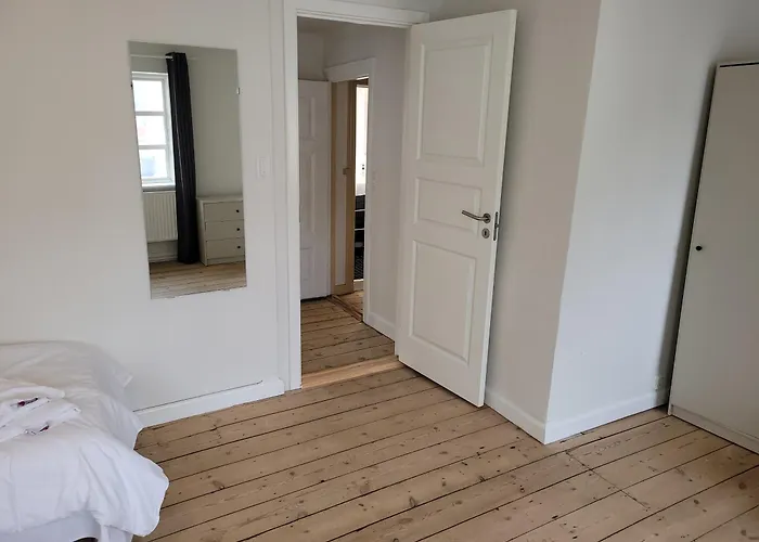 Skraedderens Hus * 아센스